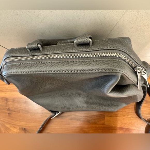 Matt & Nat Vignelli backpack - Picture 6 of 8